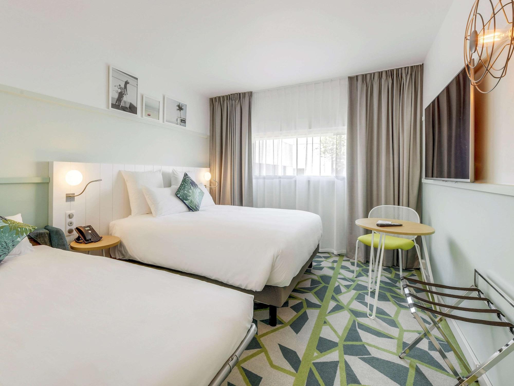 Hotel Mercure Paris Airport 4*