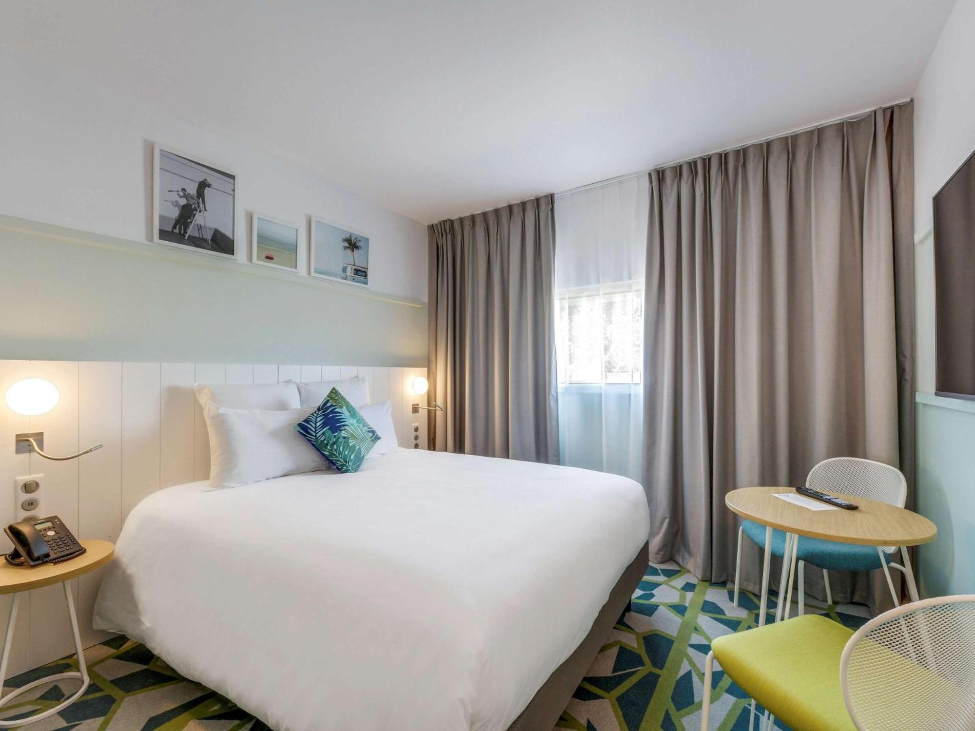 Mercure Paris Airport Hotel 4*