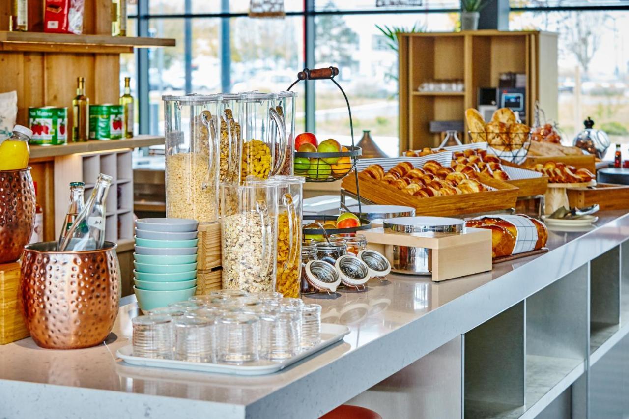 Mercure Paris Airport 4*
